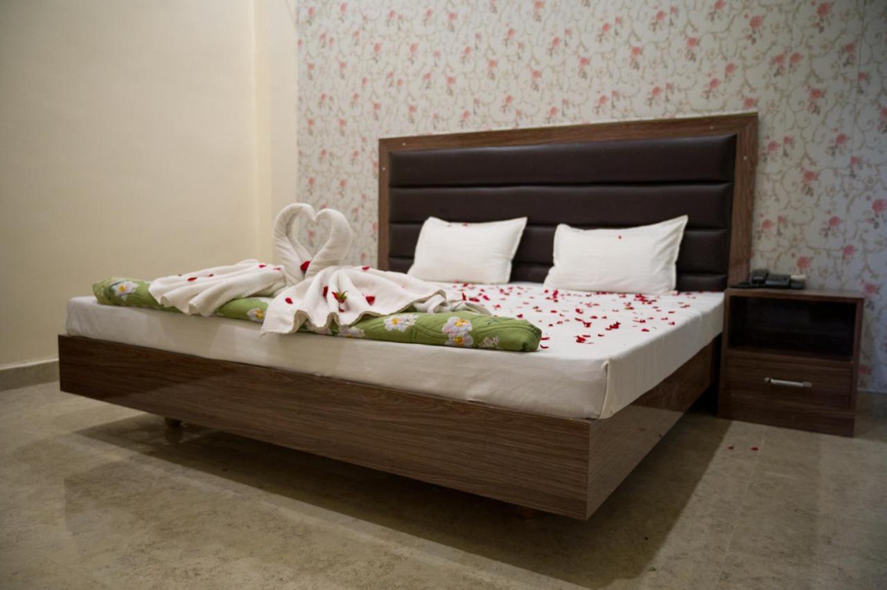 Super Hotel O Sankat Mochan Gandhi Nagar Kakarmatha Exterior photo